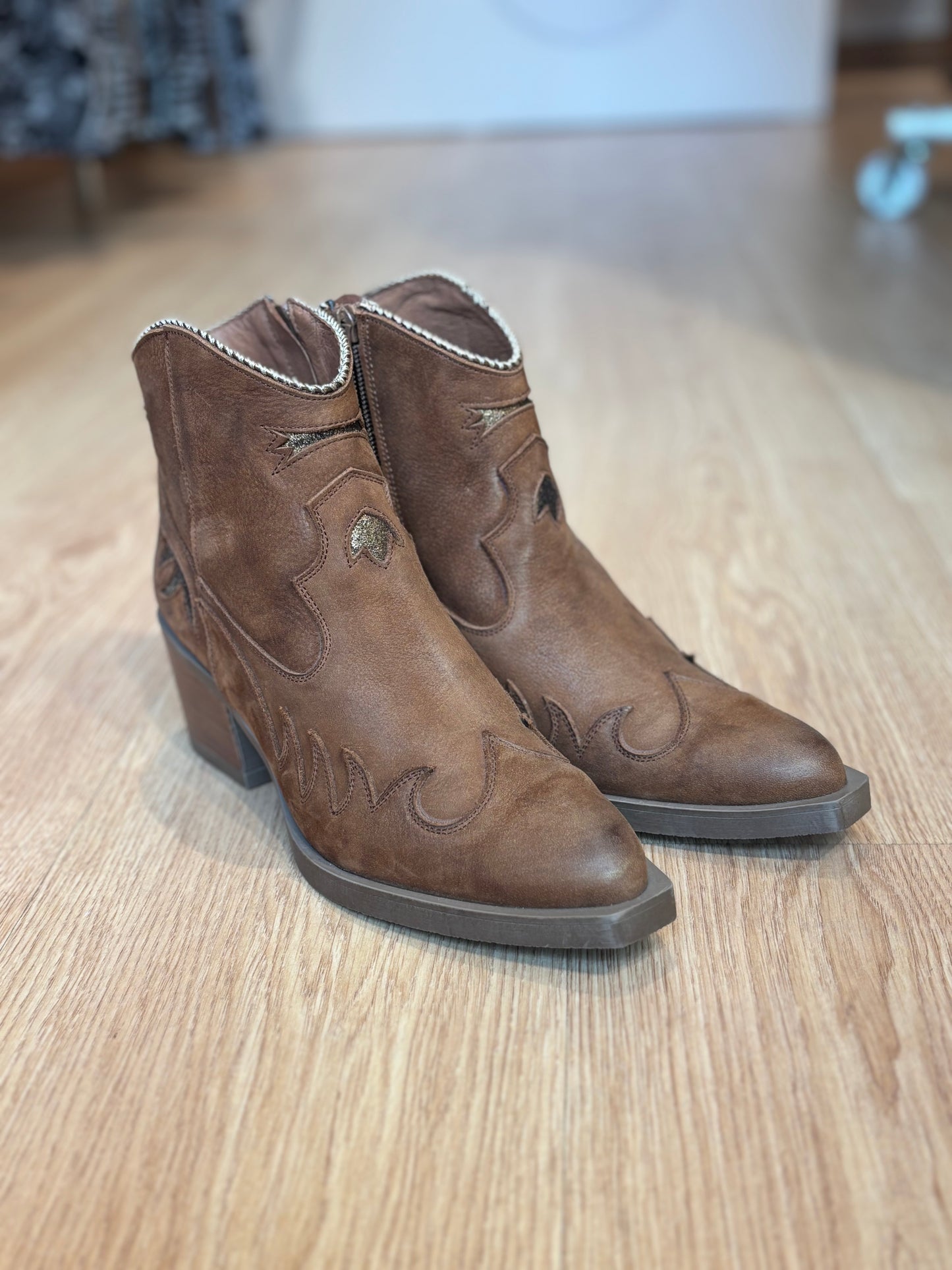 Botines Nemónic camel