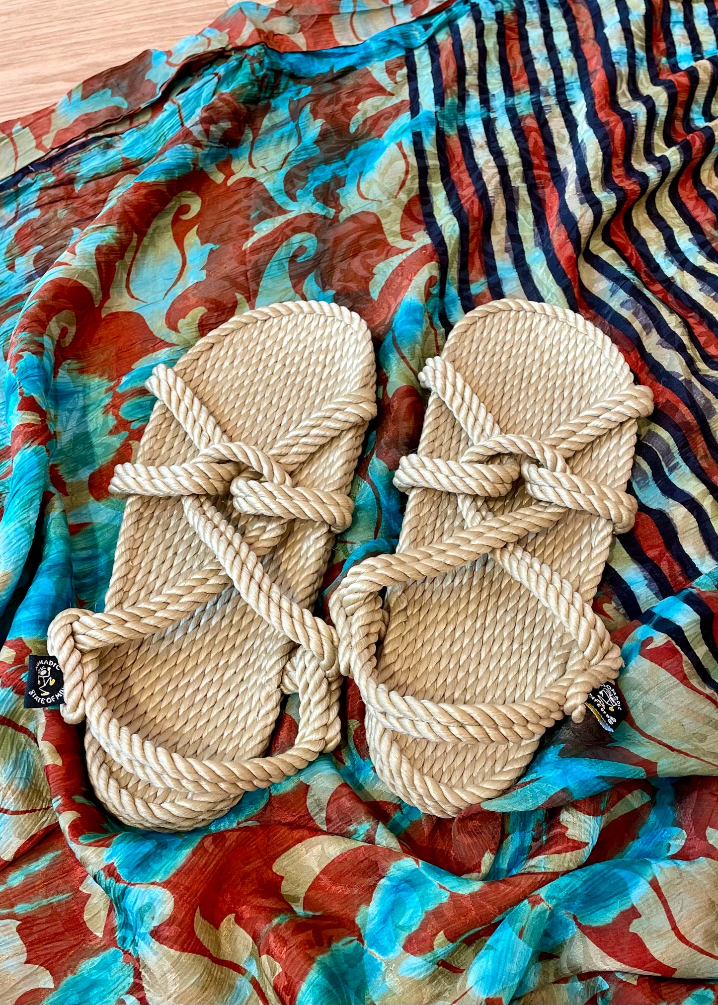 Sandalias Mountain Momma Camel Nomadic State of Mind