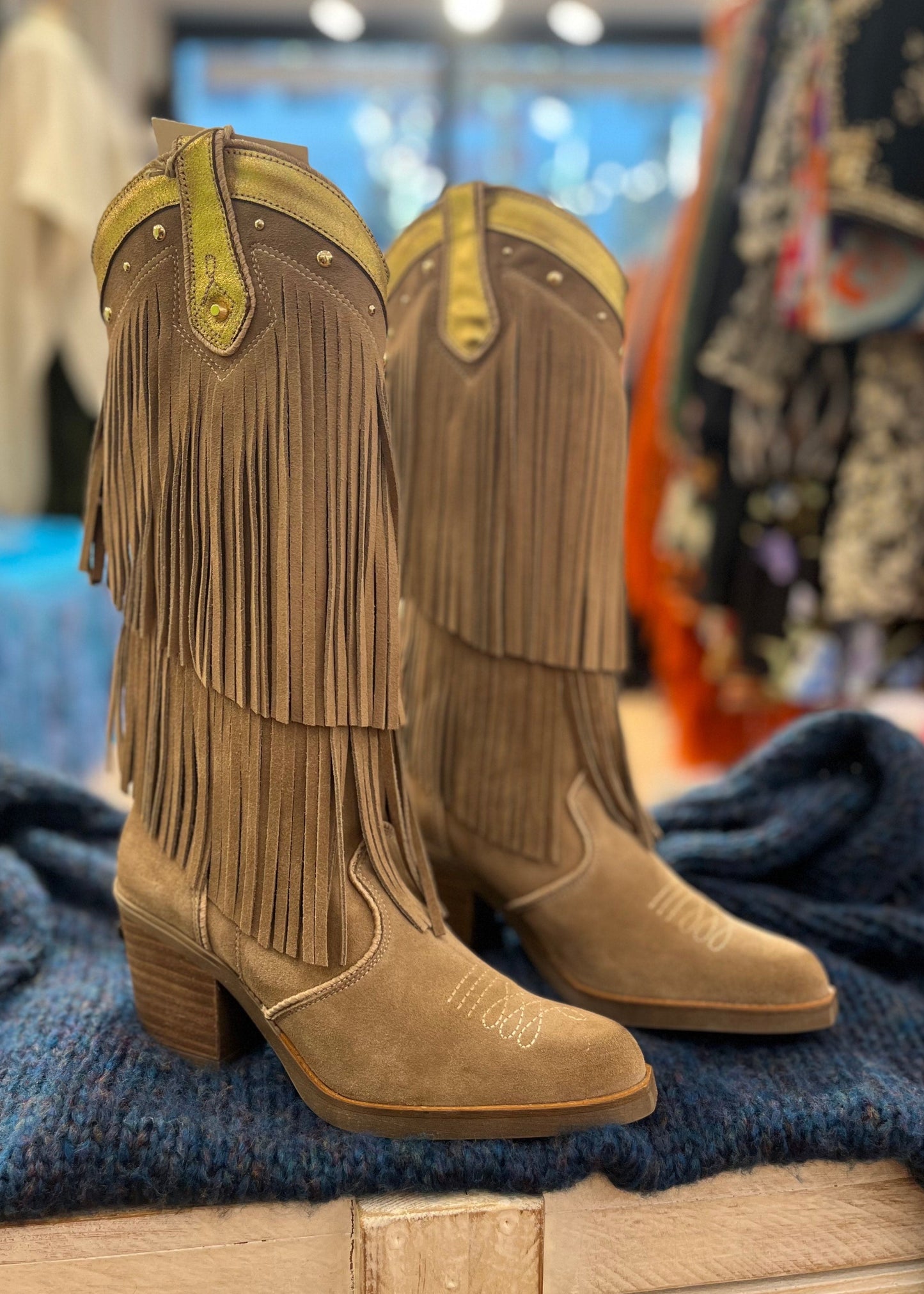 Botas Nemonic taupe