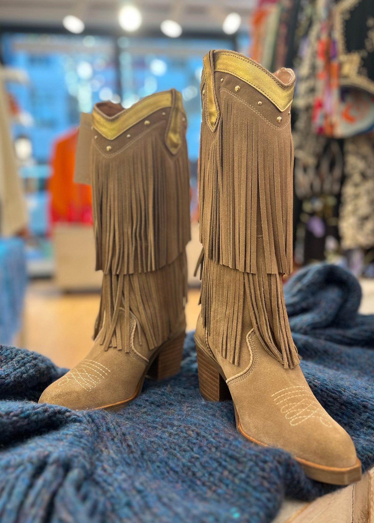 Botas Nemonic taupe
