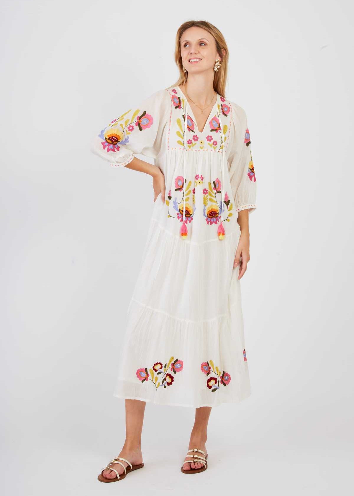 Vestido largo bordado Claire