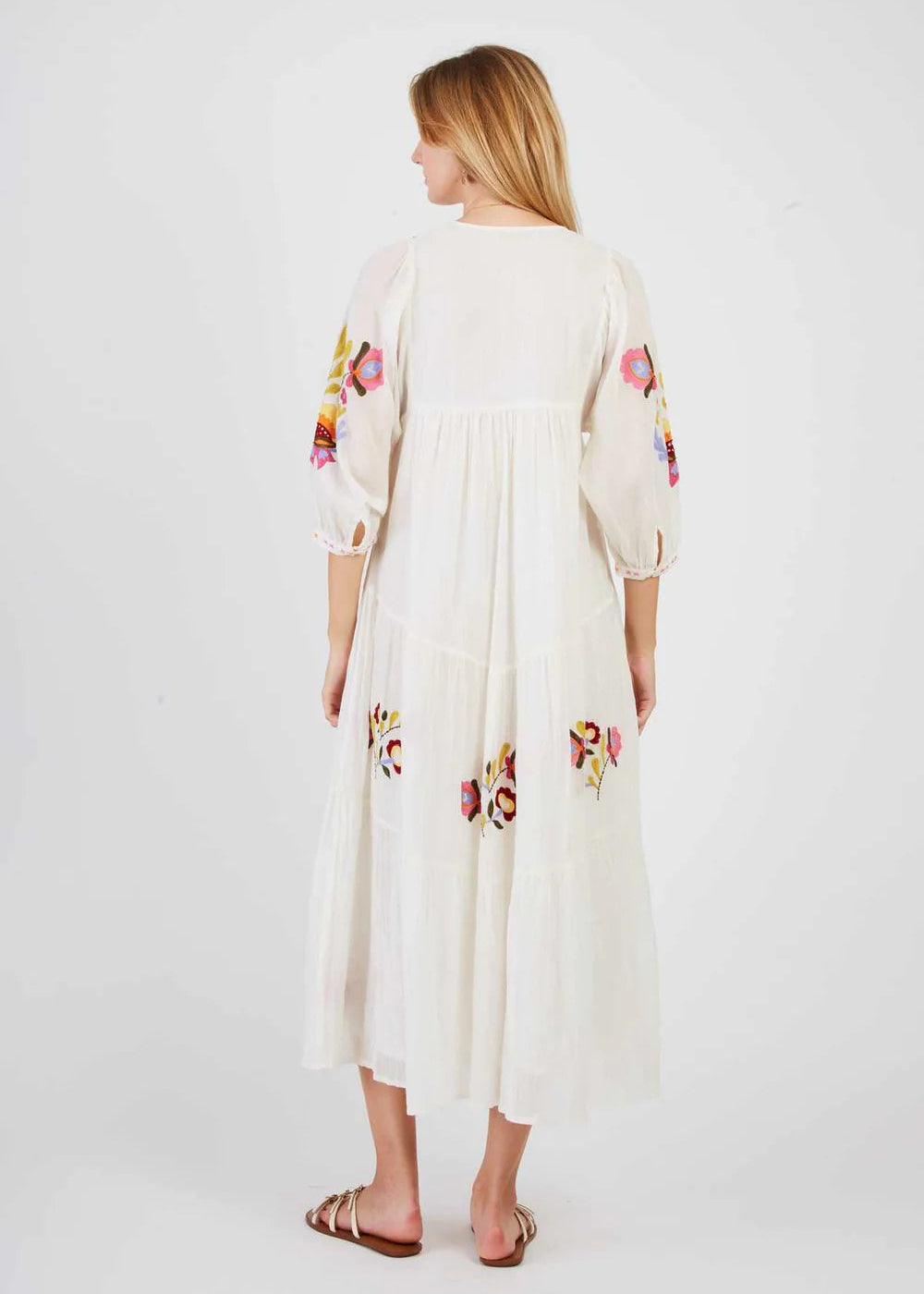 Vestido largo bordado Claire