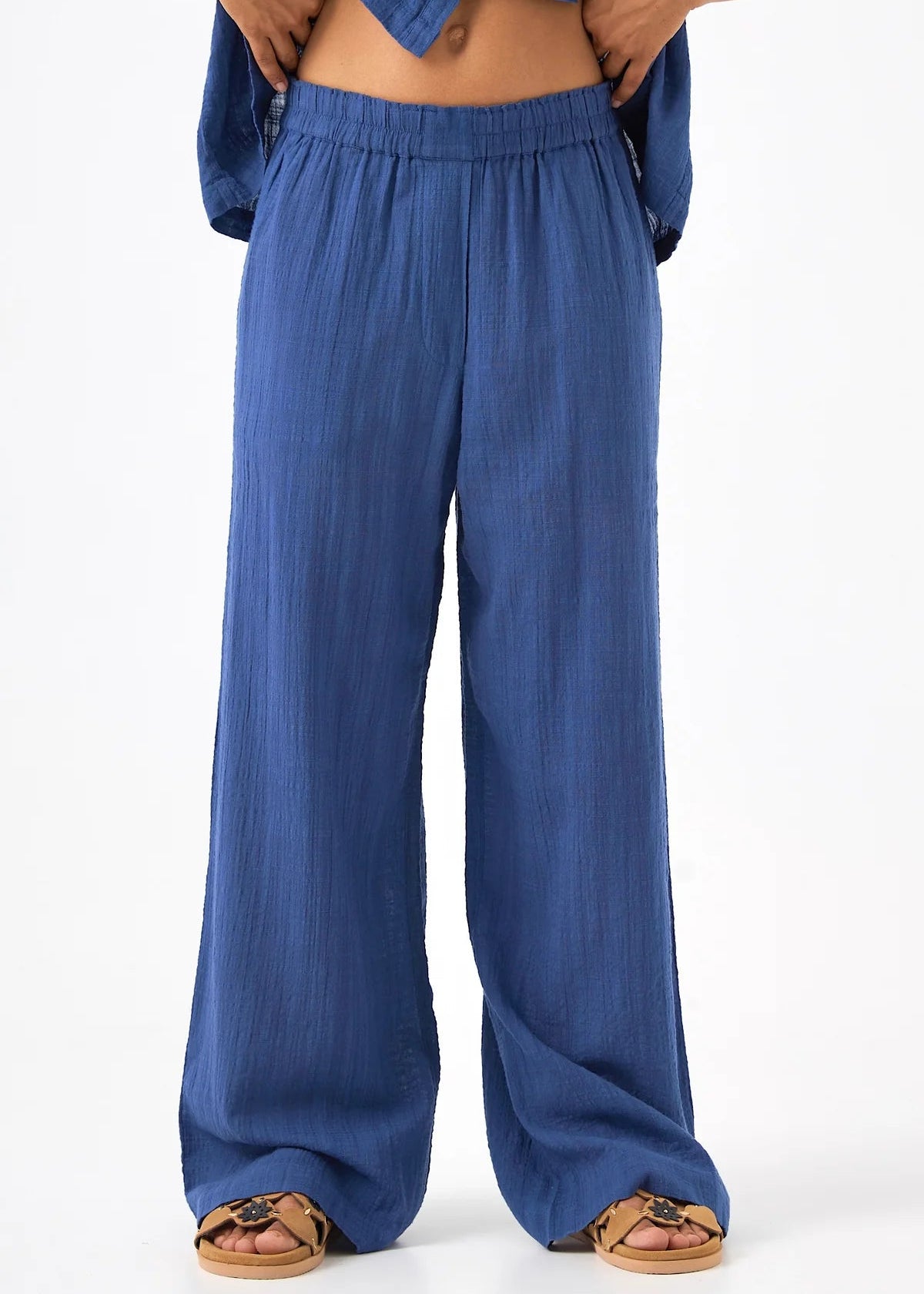 Pantalón liso azul