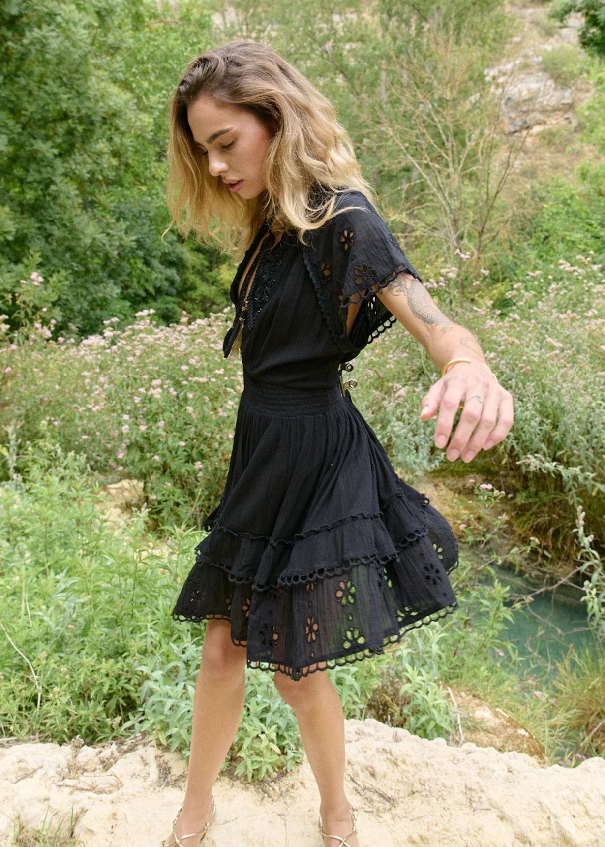 Vestido corto negro Bonaire