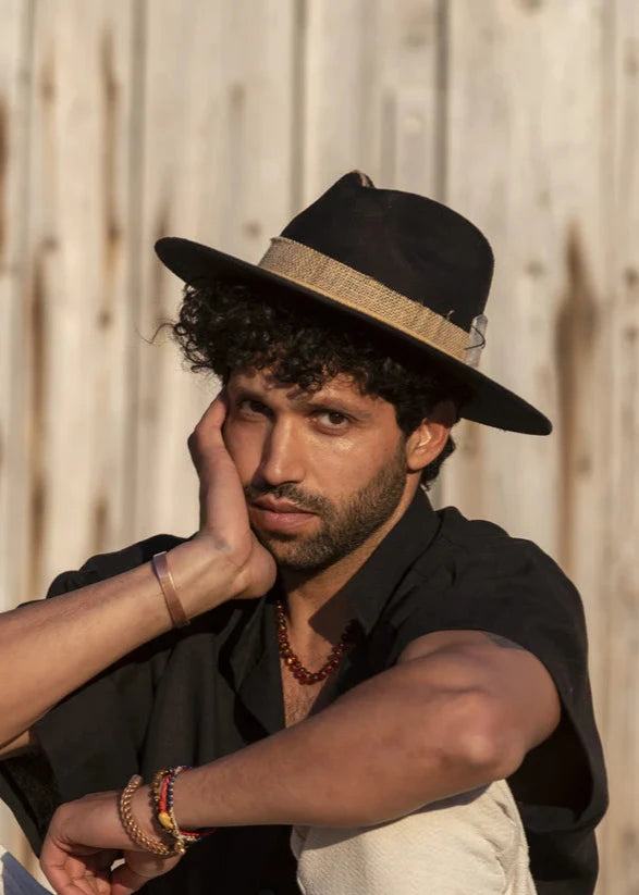Sombrero gamuza negro