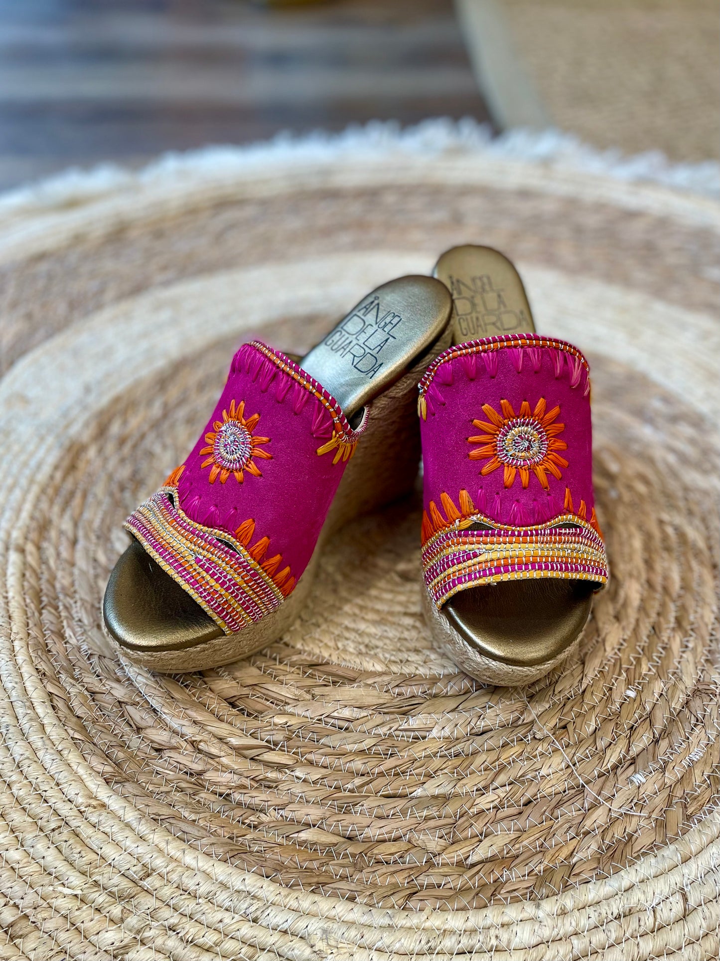 Sandalias Flor en Fucsia