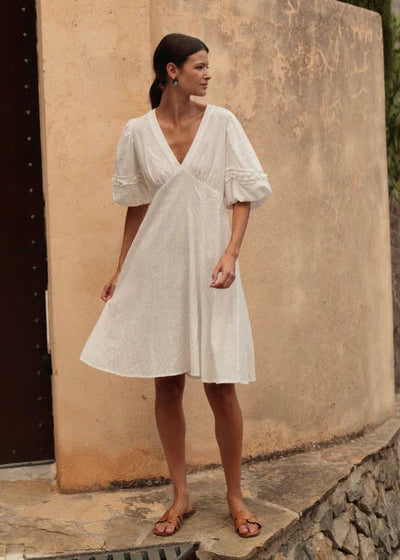 Vestido corto blanco