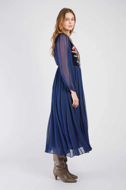 Vestido Largo bordado azul