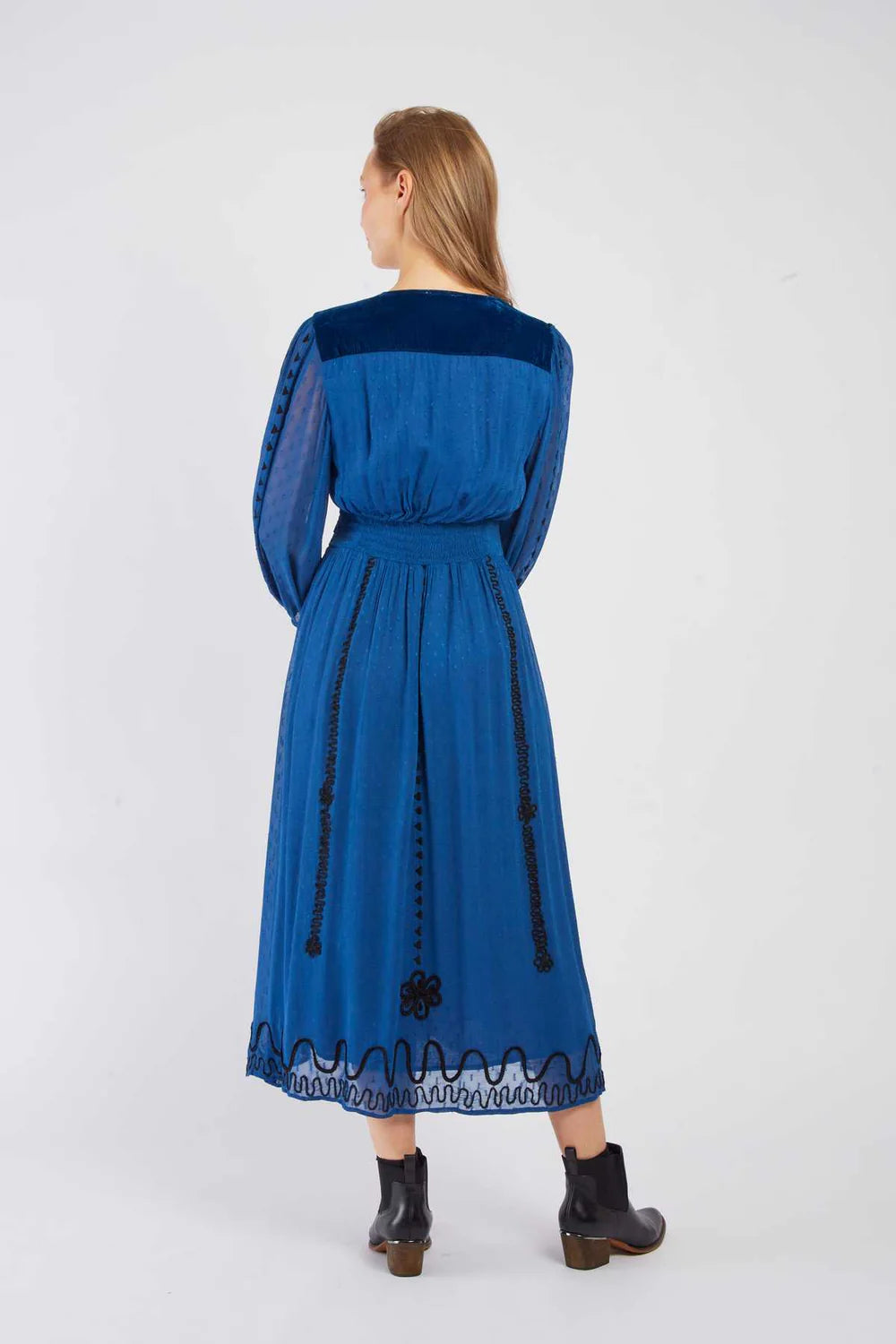 Vestido Largo bordado azul
