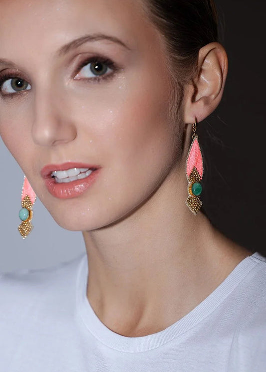 Pendientes bordados seda