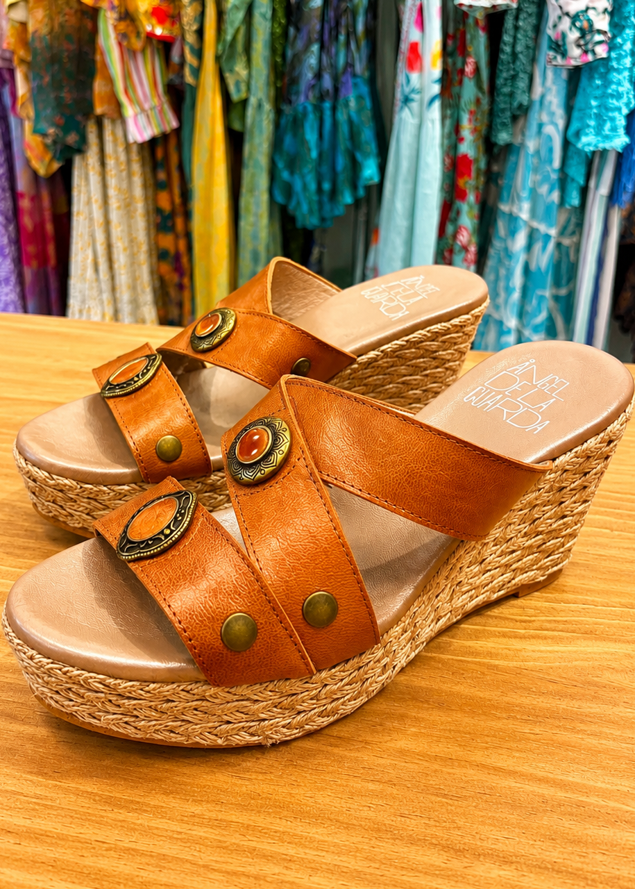 Sandalias piel camel
