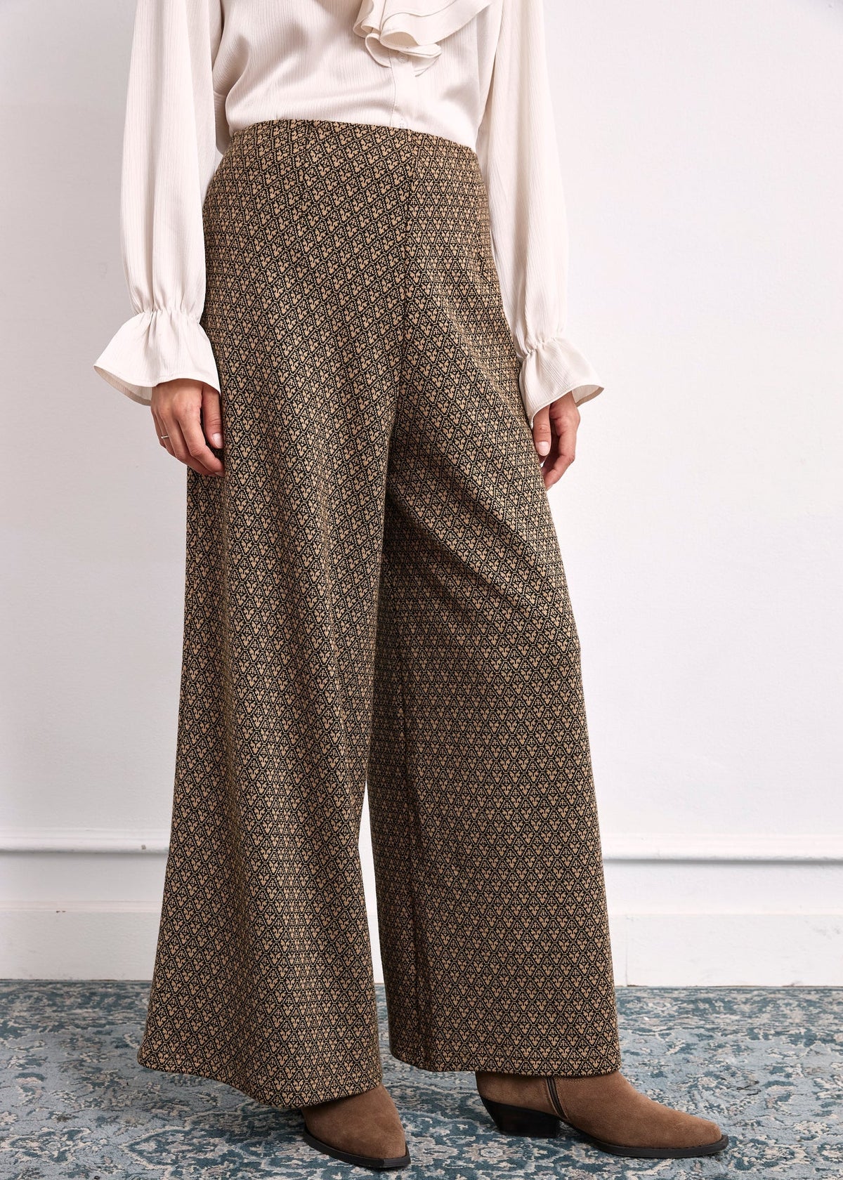 Pantalón bicolor camel