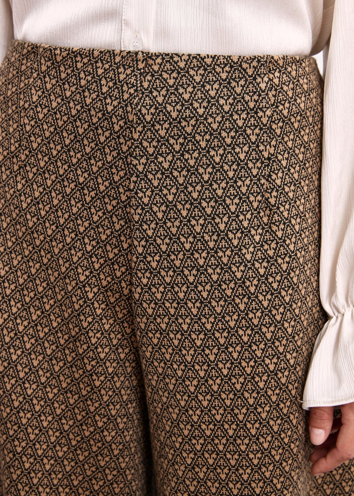 Pantalón bicolor camel