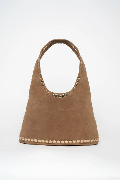 Bolso de serraje camel tachuelas