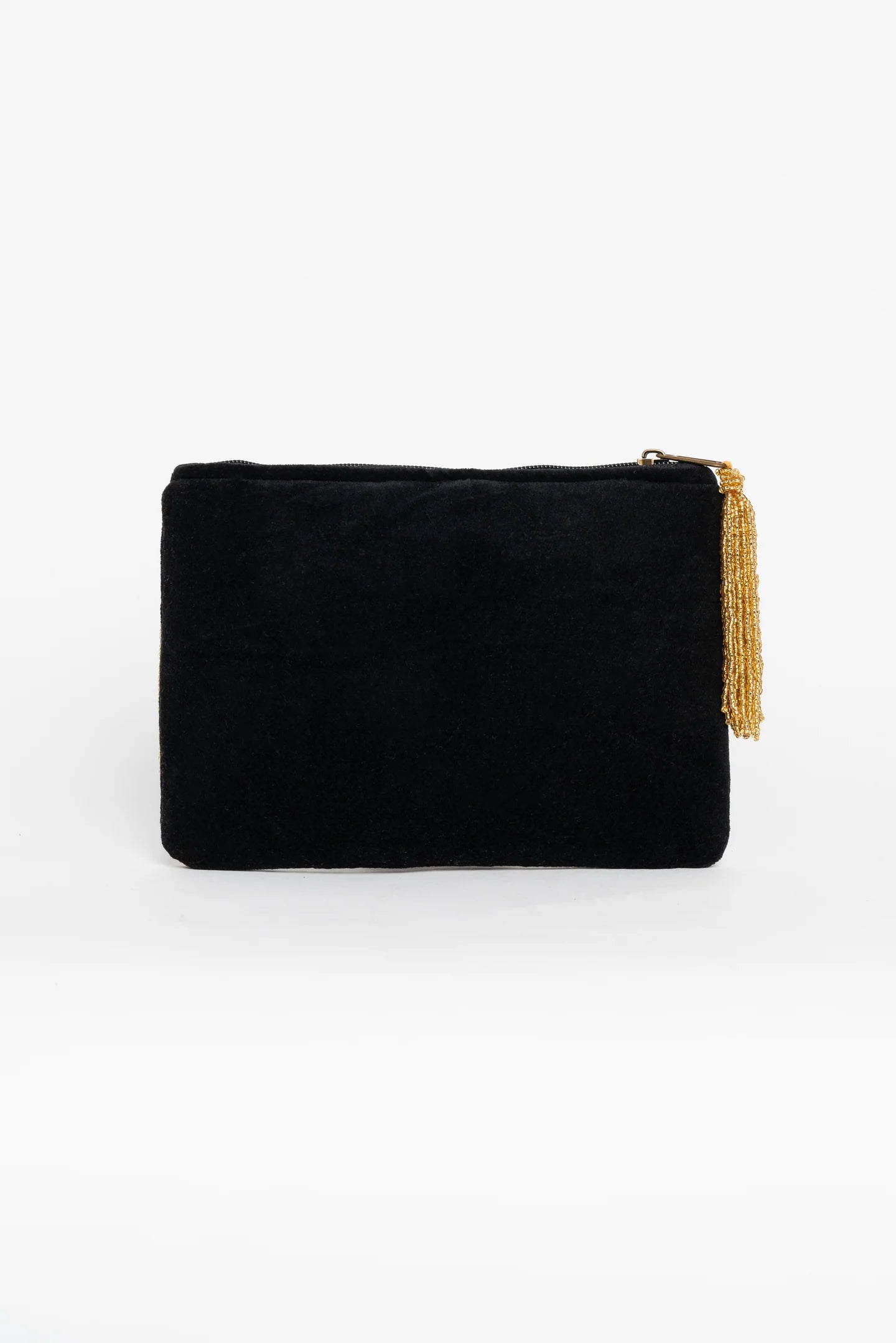 Clutch Stelar en terciopelo y bordado