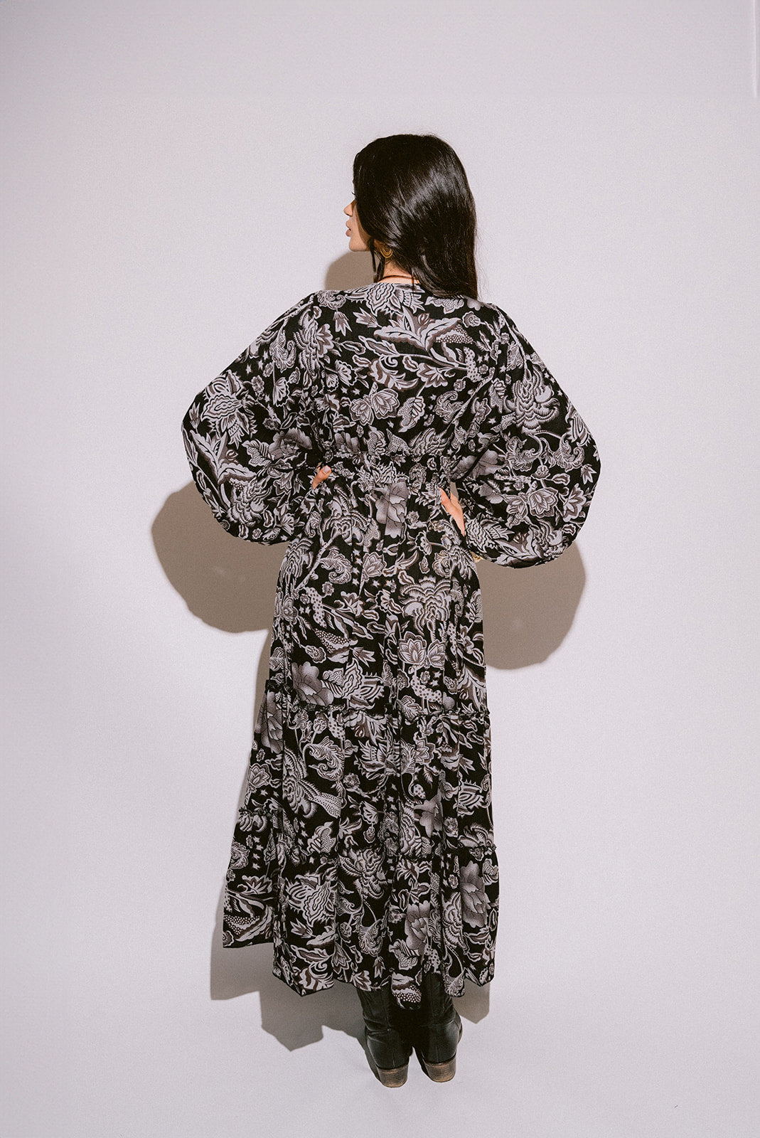 Verona black & white vestido largo