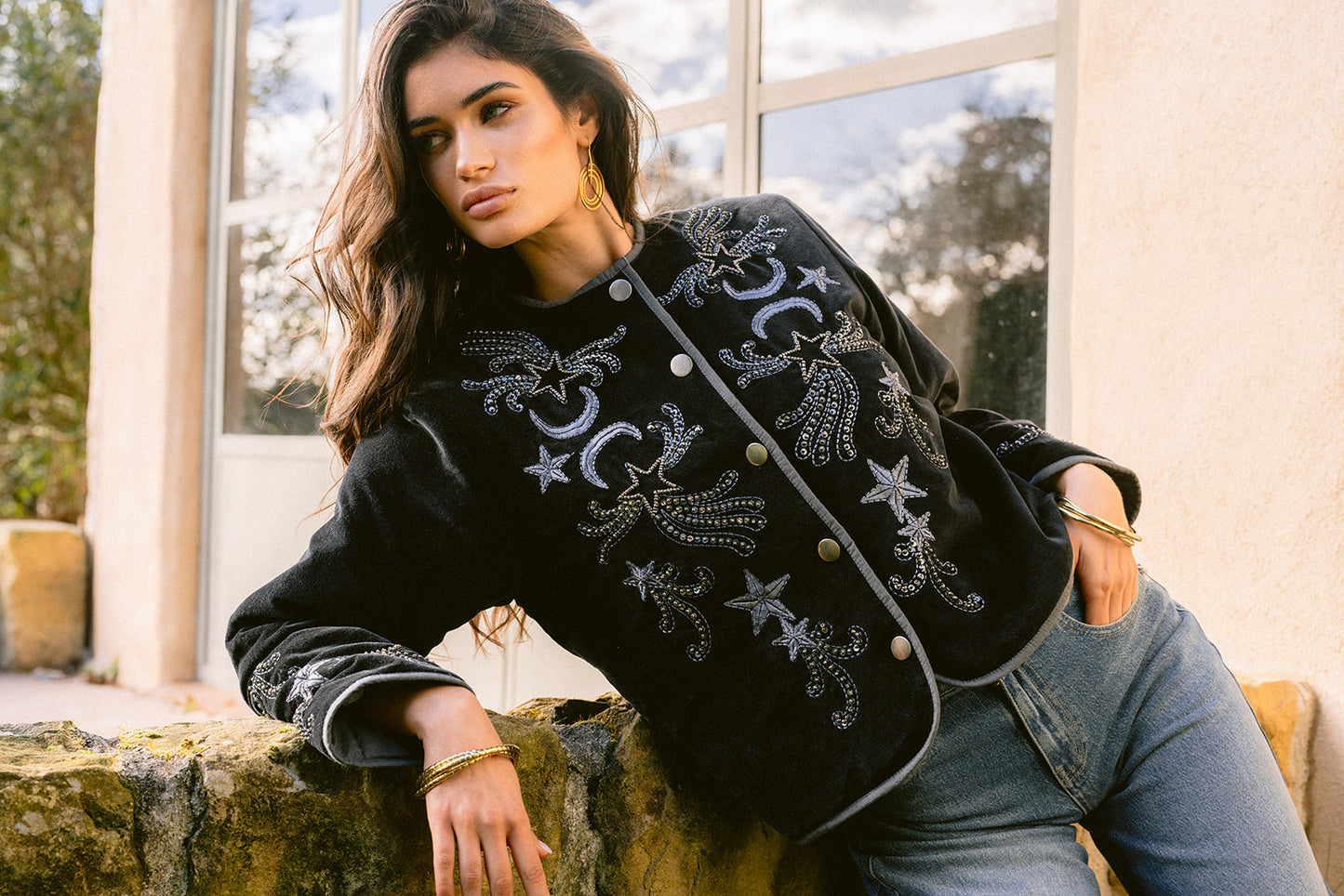 Chaqueta terciopelo bordada