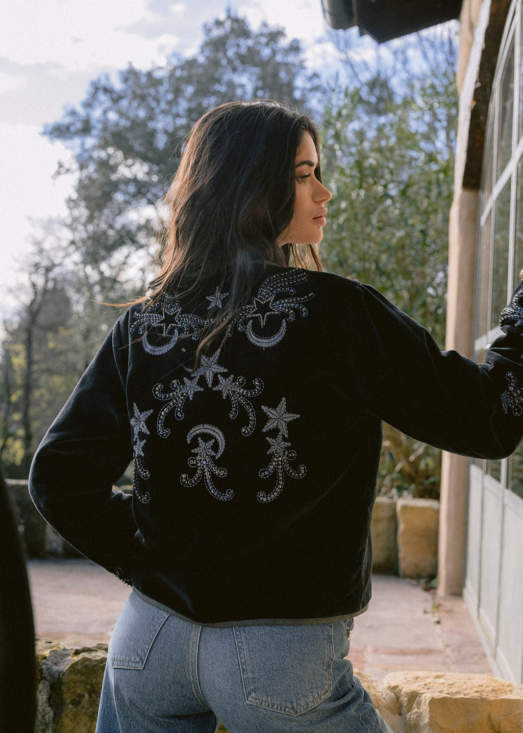 Chaqueta terciopelo bordada