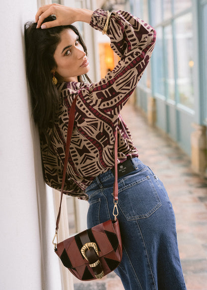 Blusa estampada abotonada