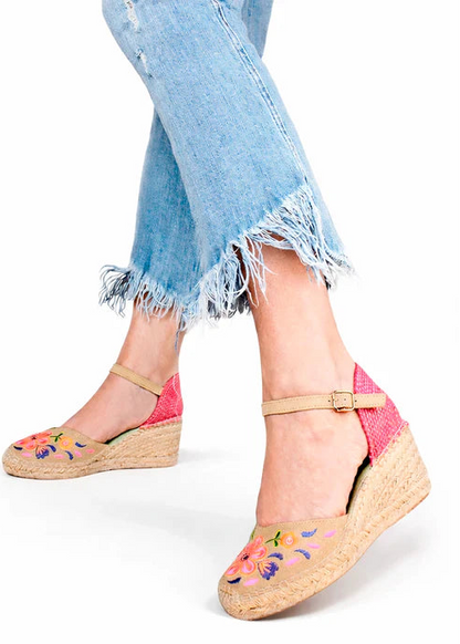 Sandalias fluor bordadas Star Love