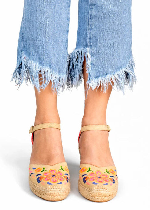 Sandalias fluor bordadas Star Love