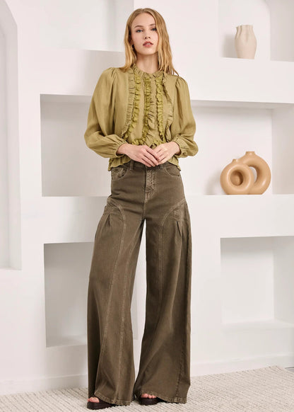Blusa volantes caqui