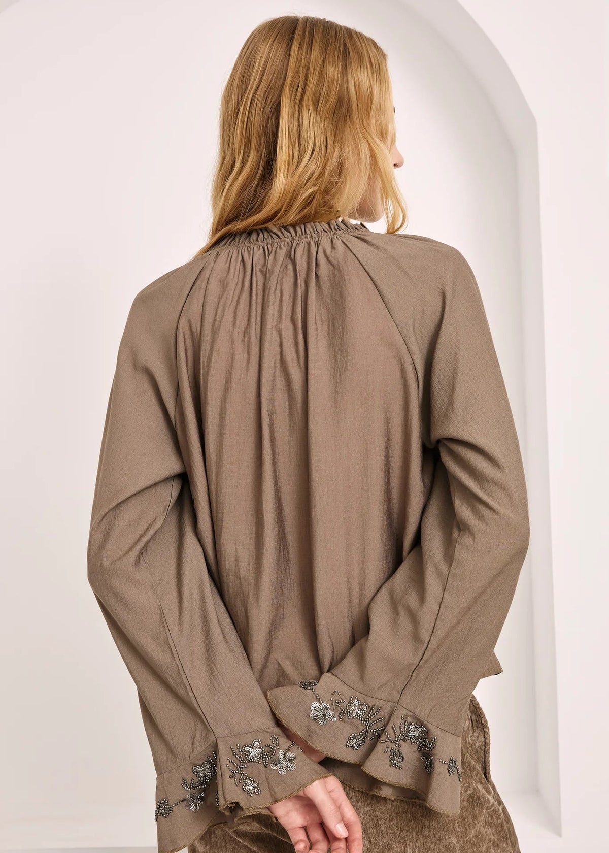 Blusa volantes puño