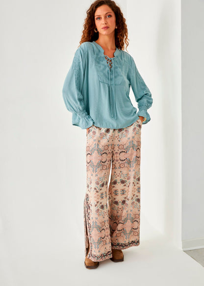 Blusa corsaria bordados