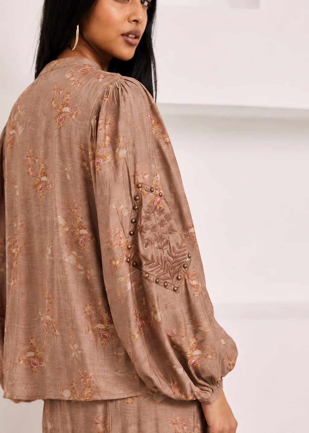 Blusa camisera floral