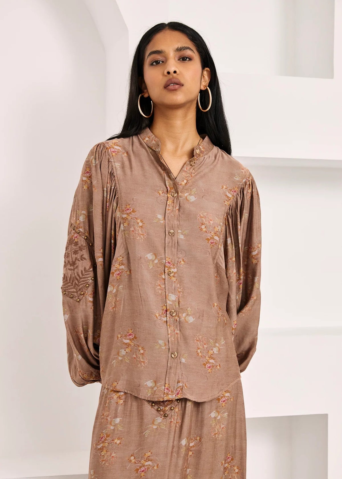 Blusa camisera floral