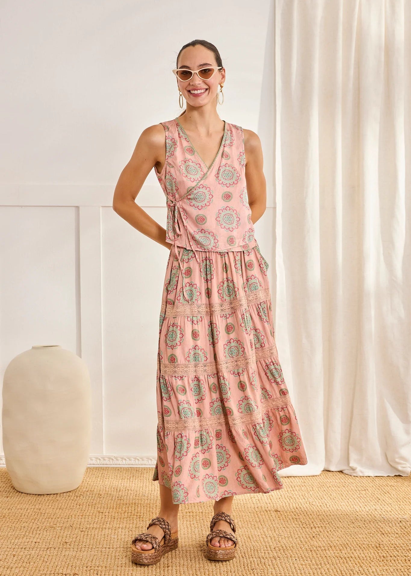 Top estampado mandala rosas