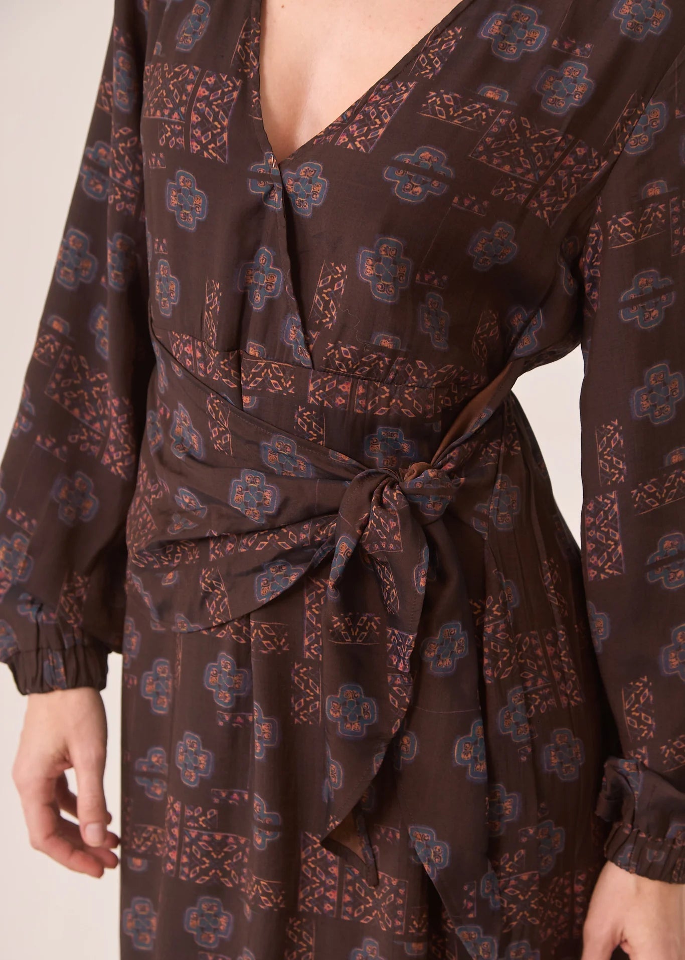 Vestido estampado lazada cintura