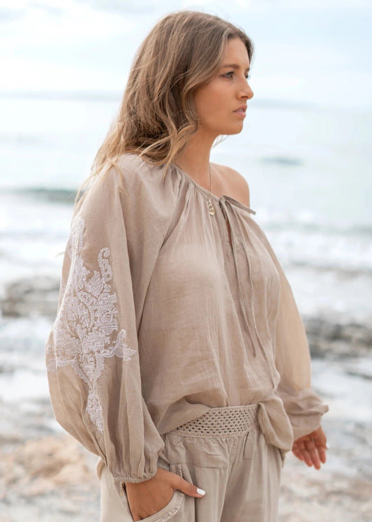 Blusa Serena Cuenca Topo Claro