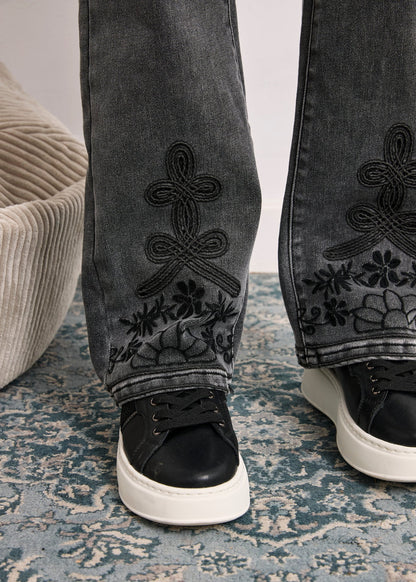 Jeans bordados bajo gris