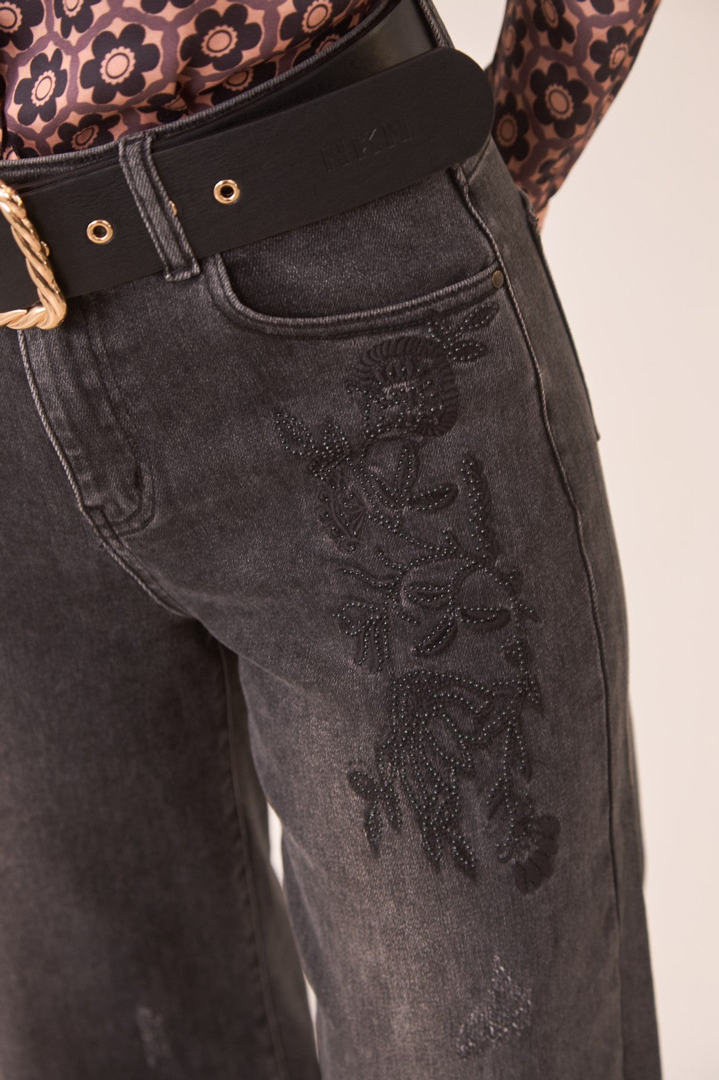 Jeans wide leg bordado