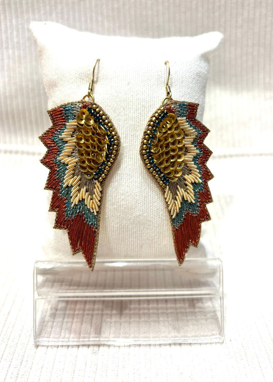 Pendientes alas bordadas seda
