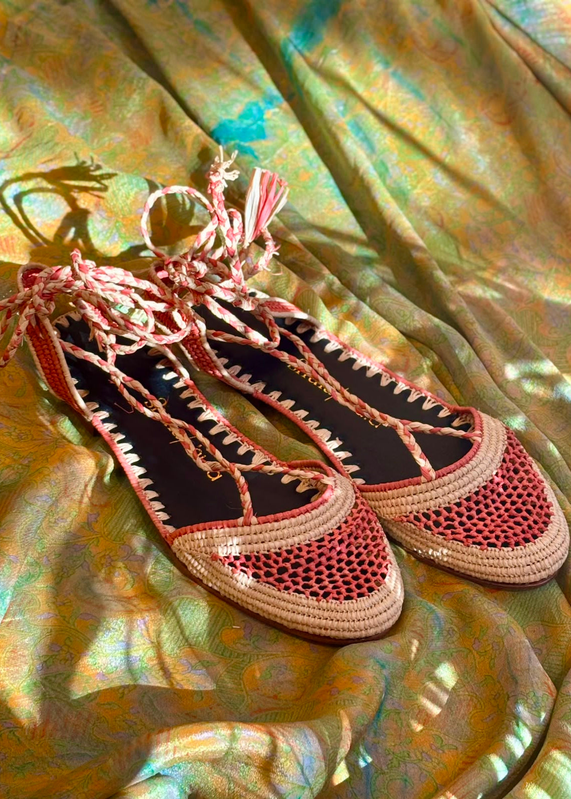 Sandalias rafia rosa