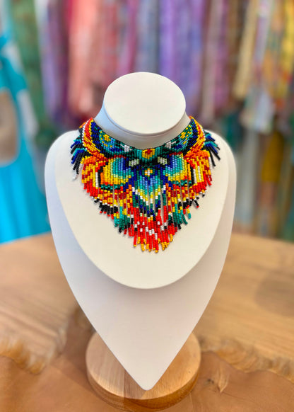 Collar multicolor chaquiras
