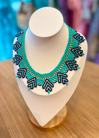 Collar chaquiras