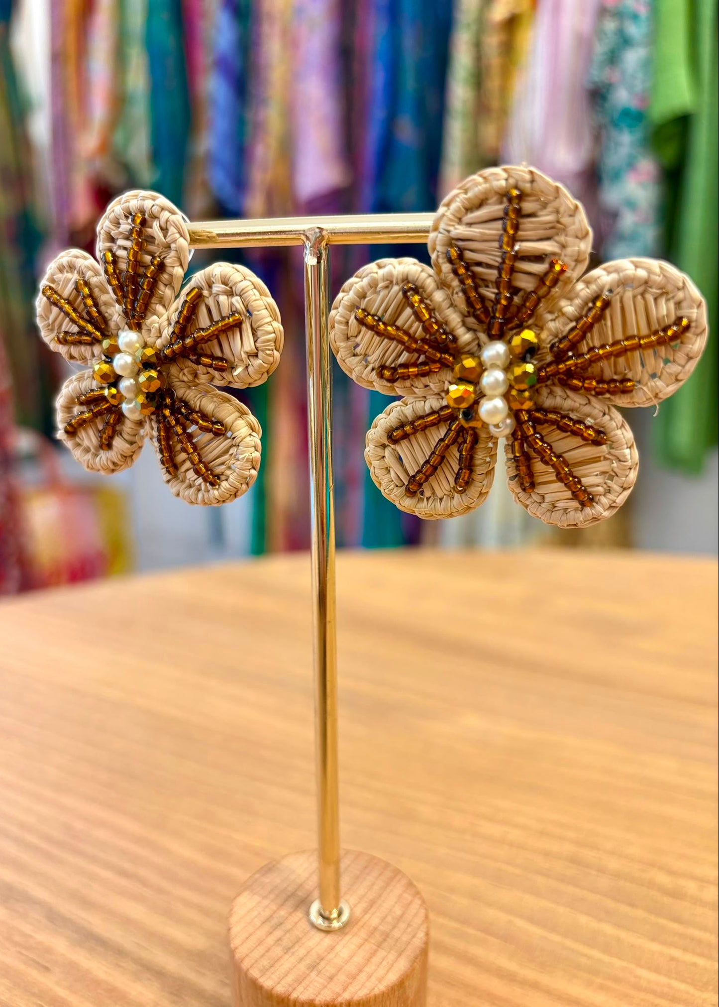 Pendientes iraca flor