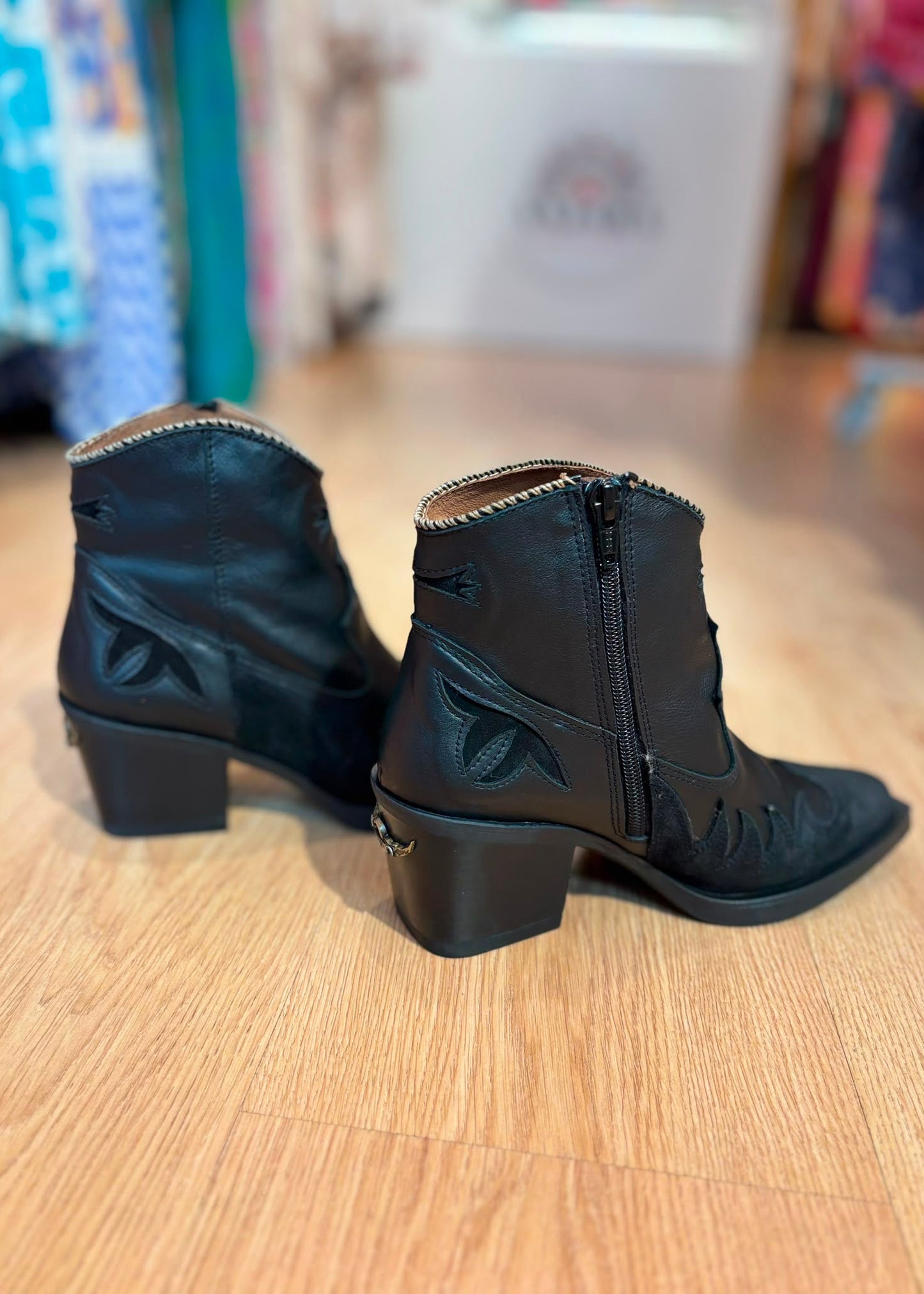 Botines Nemonic negros