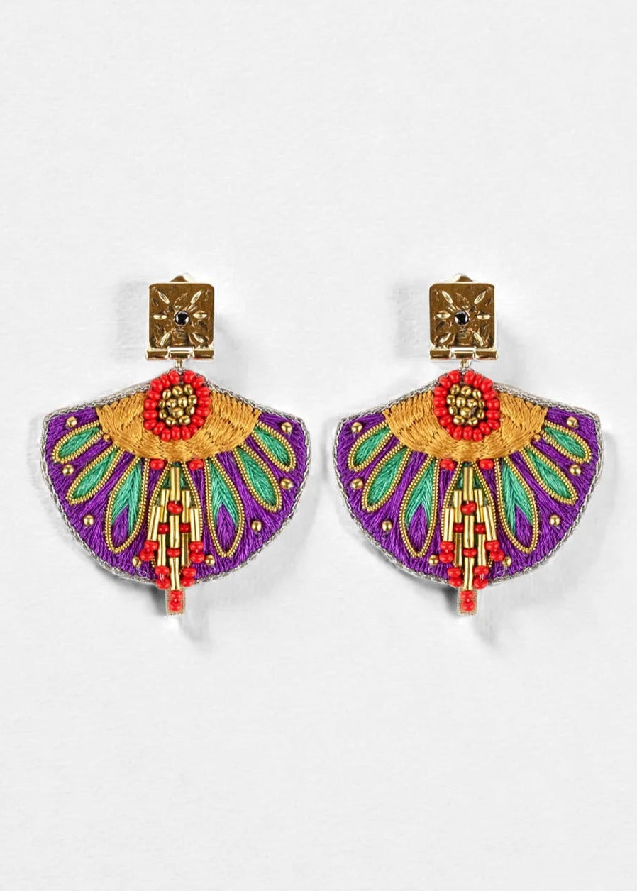 Pendientes bordados seda