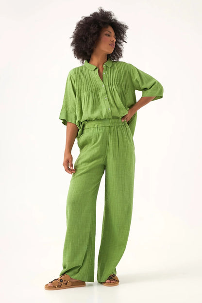 Pantalón liso verde
