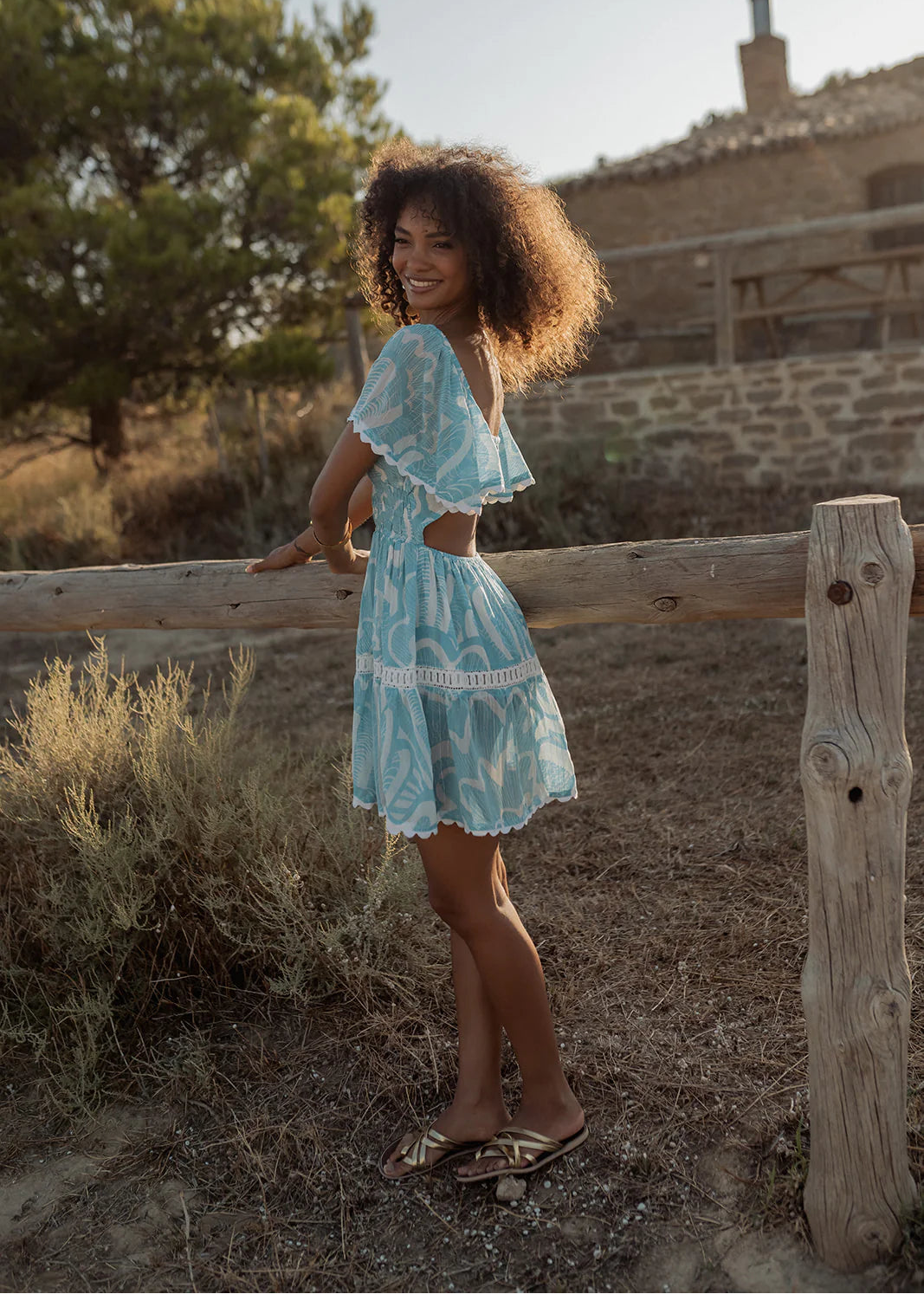 Vestido corto Shell