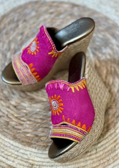 Sandalias Flor en Fucsia